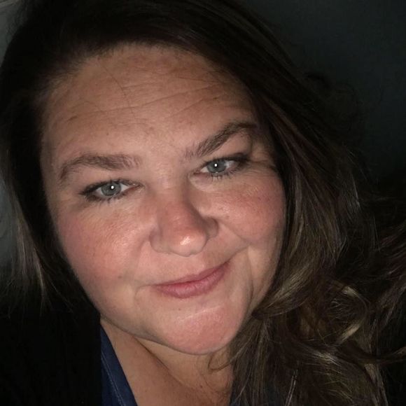 Meet your Posher, Carrie - Picture 1 of 1